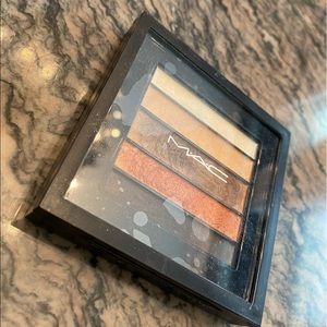 Limited Edition MAC Pro Palette - Amberluxe